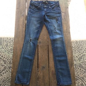 Sz 25/1 distressed Volcom skinny jeans